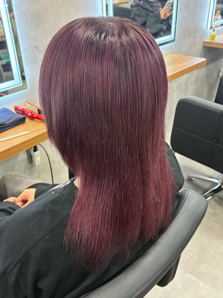 セミロング カラー レッドカラー 札幌韓国風ハイトーン 🇰🇷Yutaのヘアスタイル