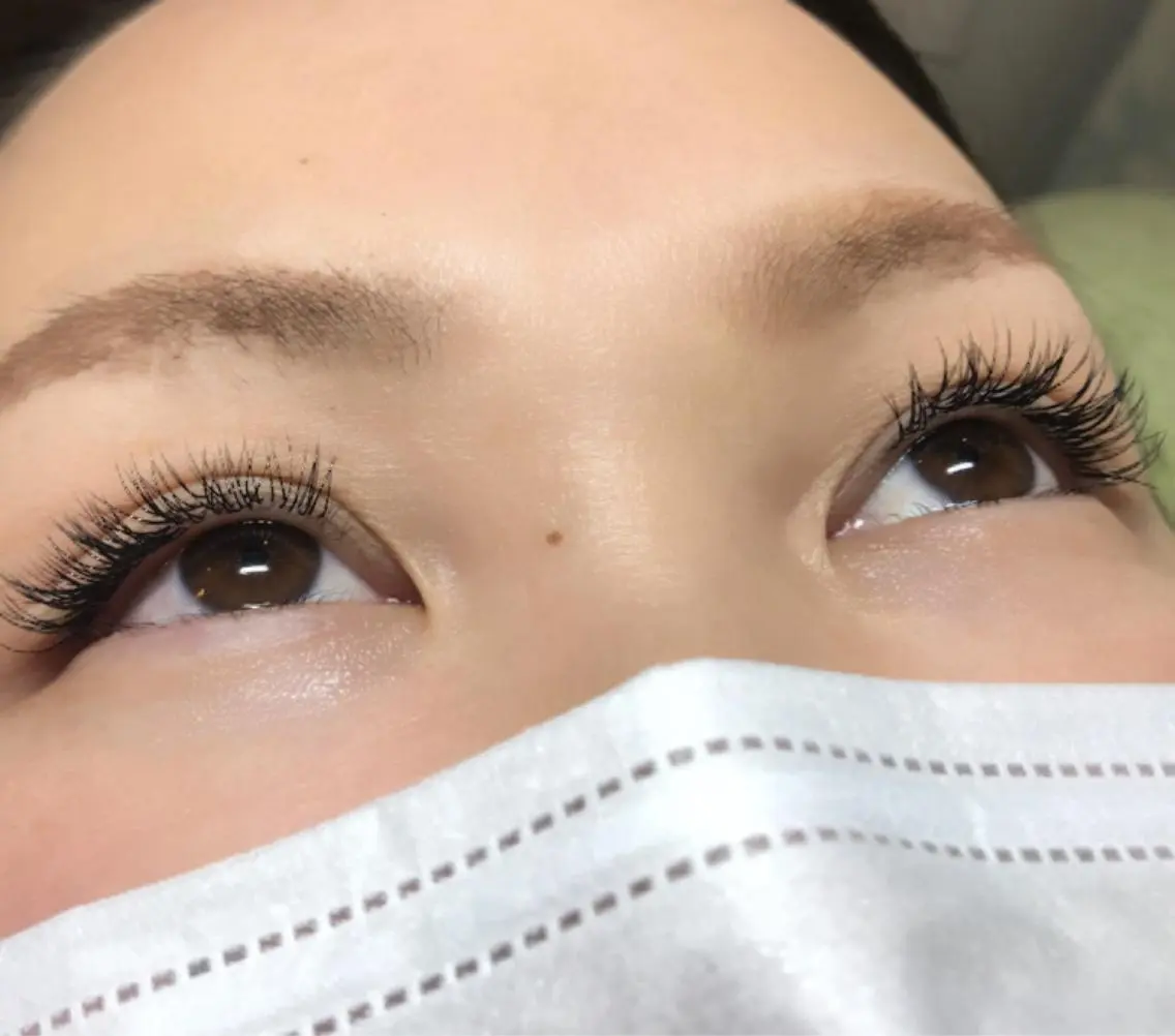 マツエク・マツパ HUR-RAH Haruyoの眉毛・アイブロウイメージ