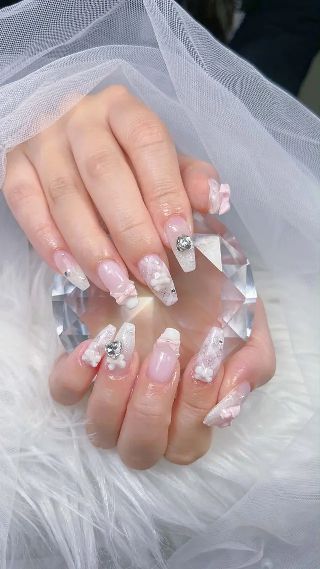 ネイル アートネイル オーロラネイル チークネイル 長さ出し フットネイル Miya _nailのネイルデザイン