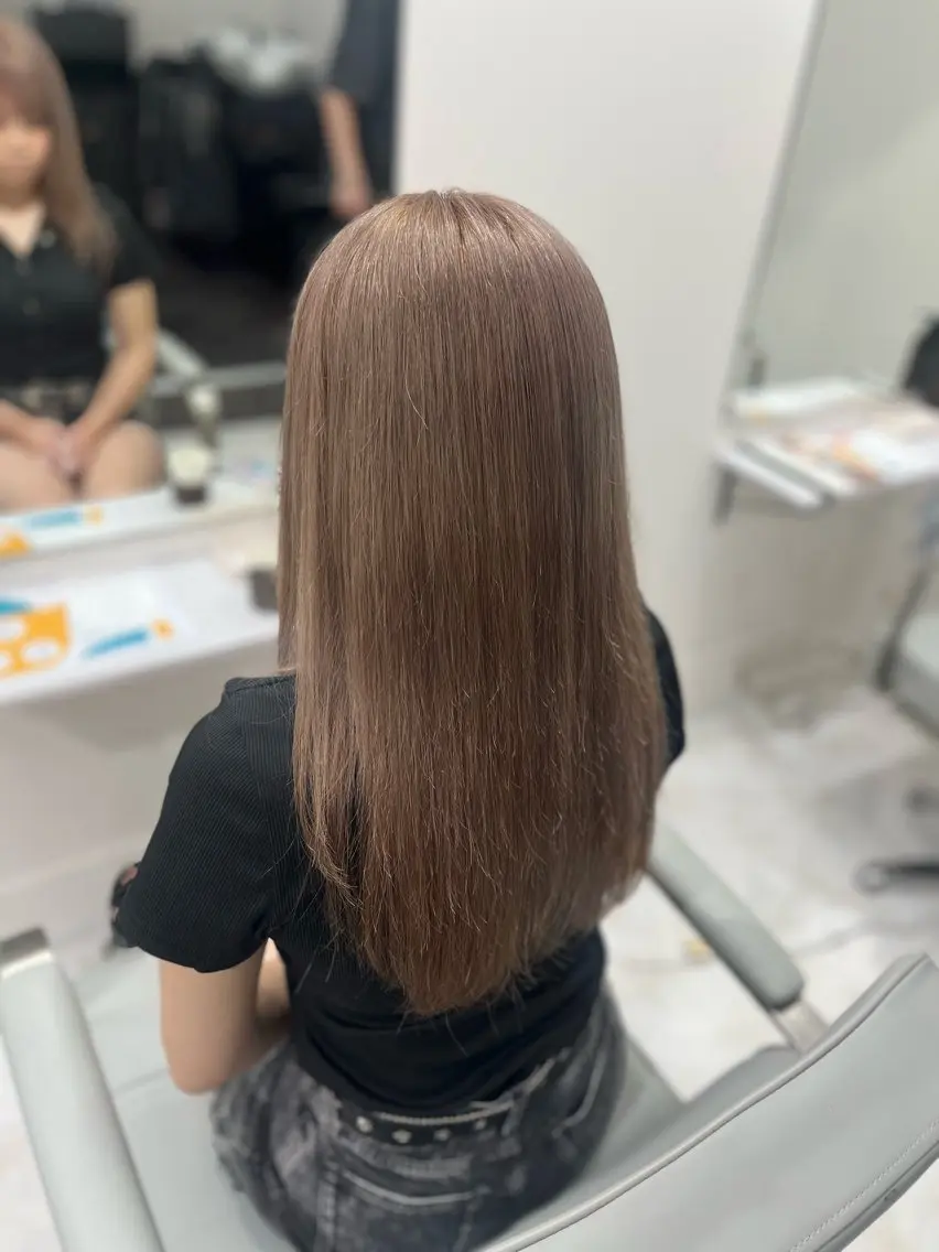 セミロング カラー ヘアアレンジ ヘアカラー トリートメント ヘアセット 🩶【推しハイトーン 】yuzu🩶のヘアスタイル