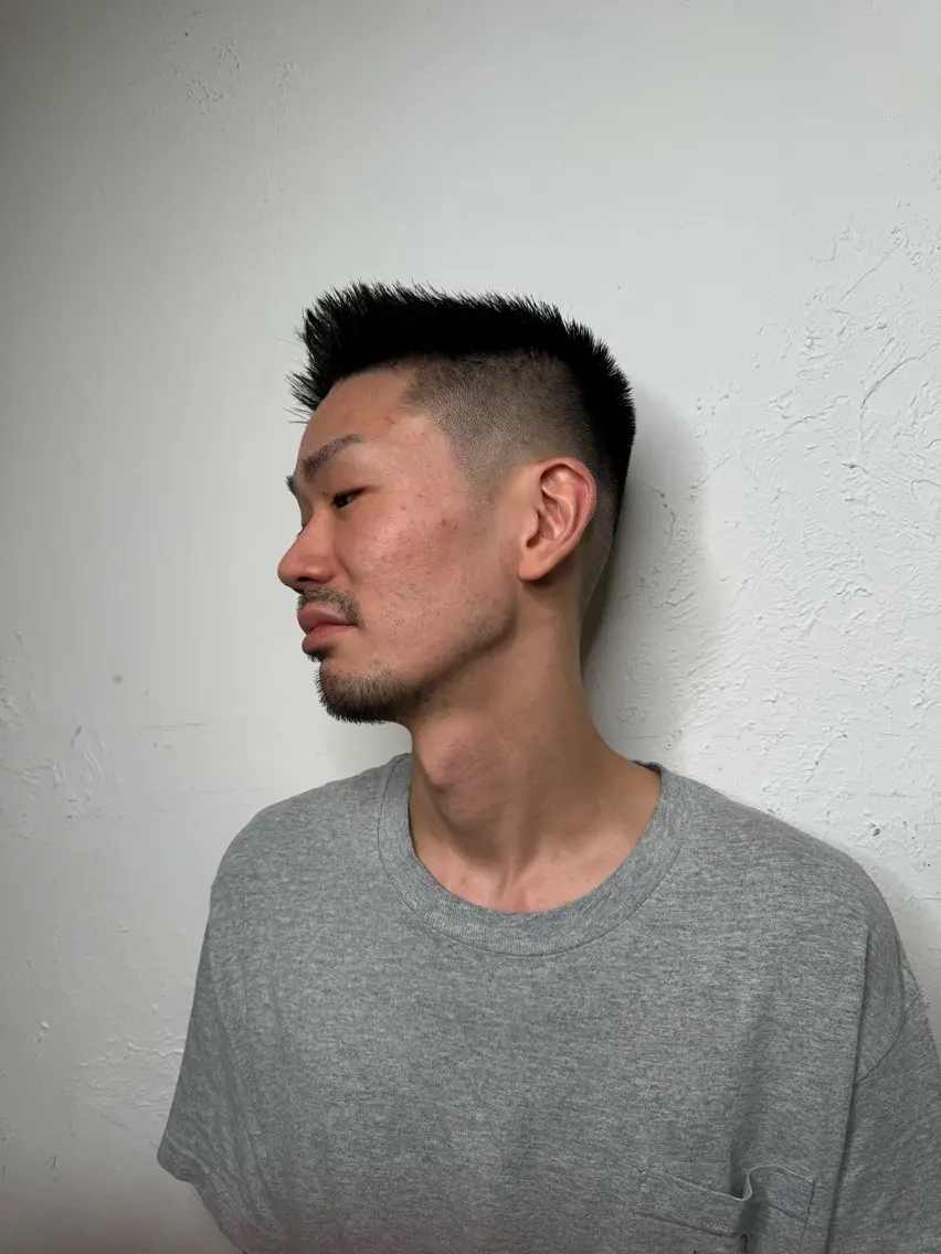 ショート メンズ センターパート ダウンパーマ フェードカット メンズハイライト メンズパーマ カット トリートメント 💈メンズ特化💈 TASUKUのヘアスタイル