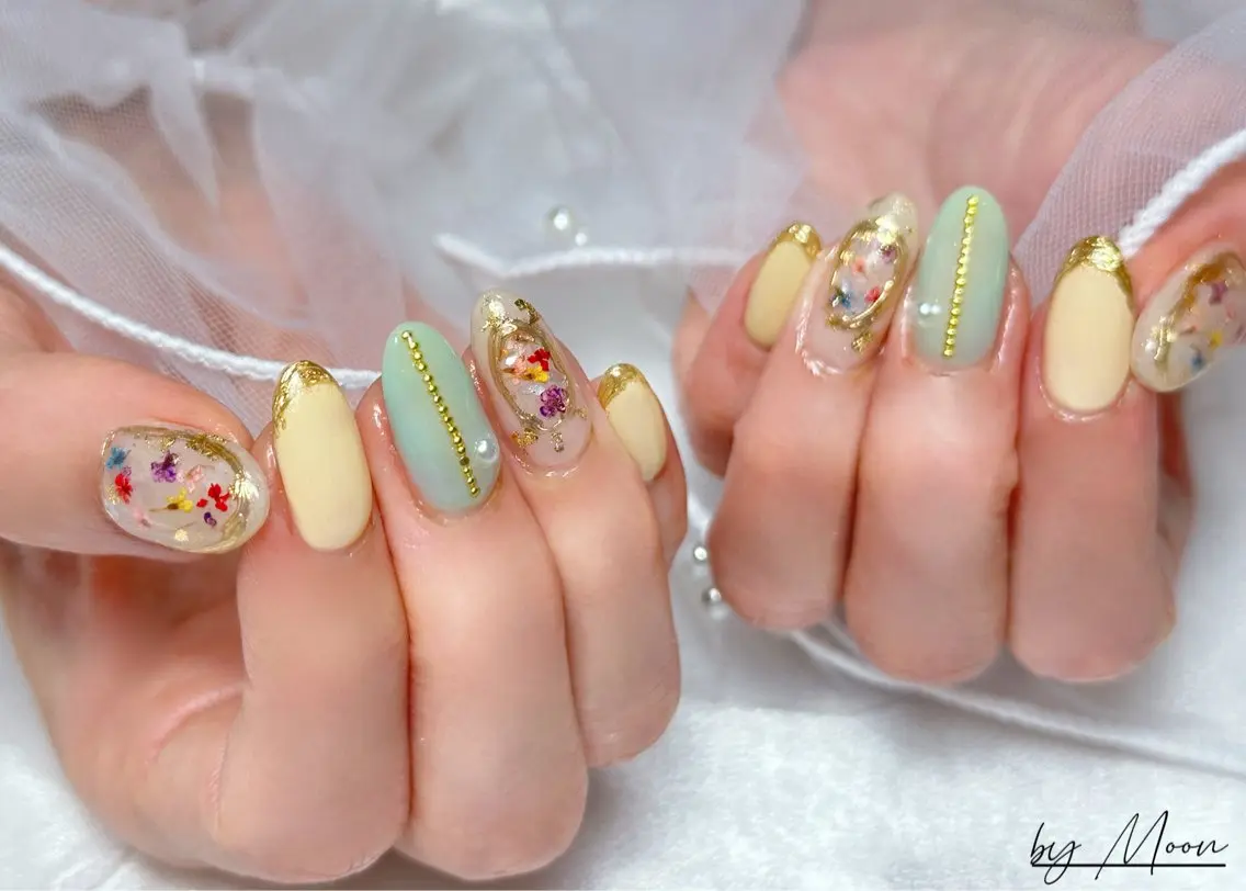 ネイル フラワーネイル Moon Nailsのネイルデザイン