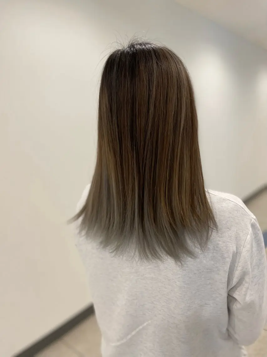 セミロング カット ヘアカラー トリートメント 千葉 たかしのヘアスタイル