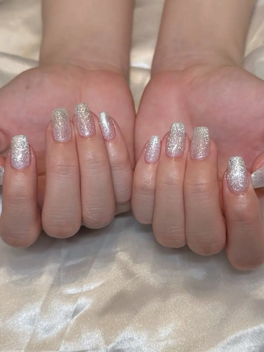 ネイル フラッシュネイル マグネットネイル ニュアンスネイル シンプルネイル ワンホンネイル ハンドネイル at Nailのネイルデザイン