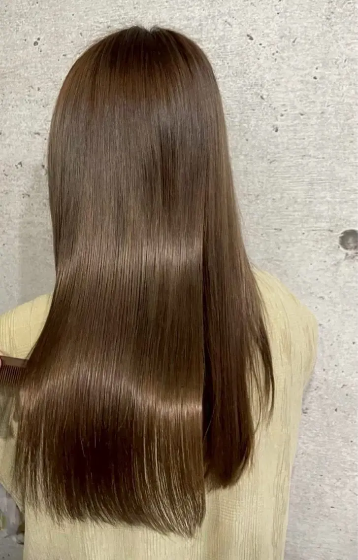 髪質改善プレミアムトリートメント+透明感カラーの写真