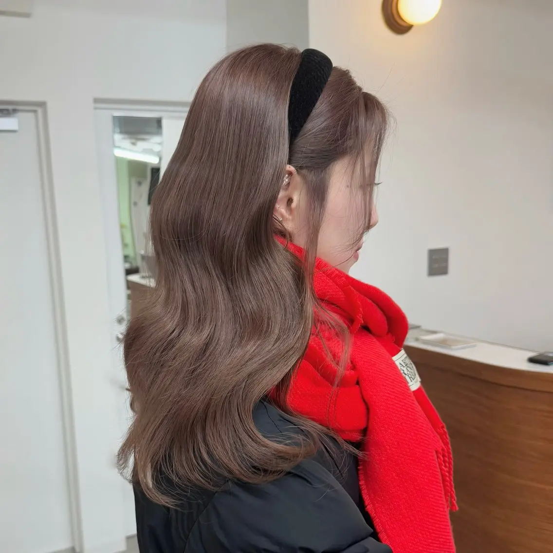 ミディアム カラー ブリーチ ブラウンカラー チョコレートブラウン ヘアカラー カットモデル୨୧大阪 梅田タカシマリナ♡のヘアスタイル