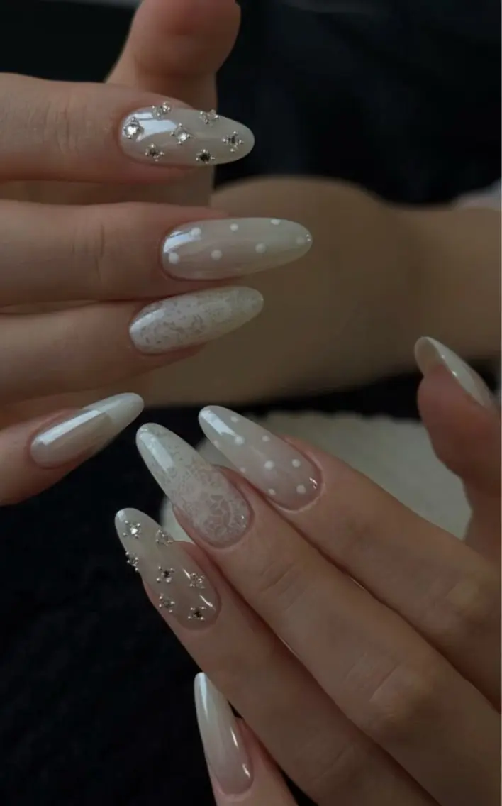 ネイル ハンドネイル Lumiereva キキのネイルデザイン