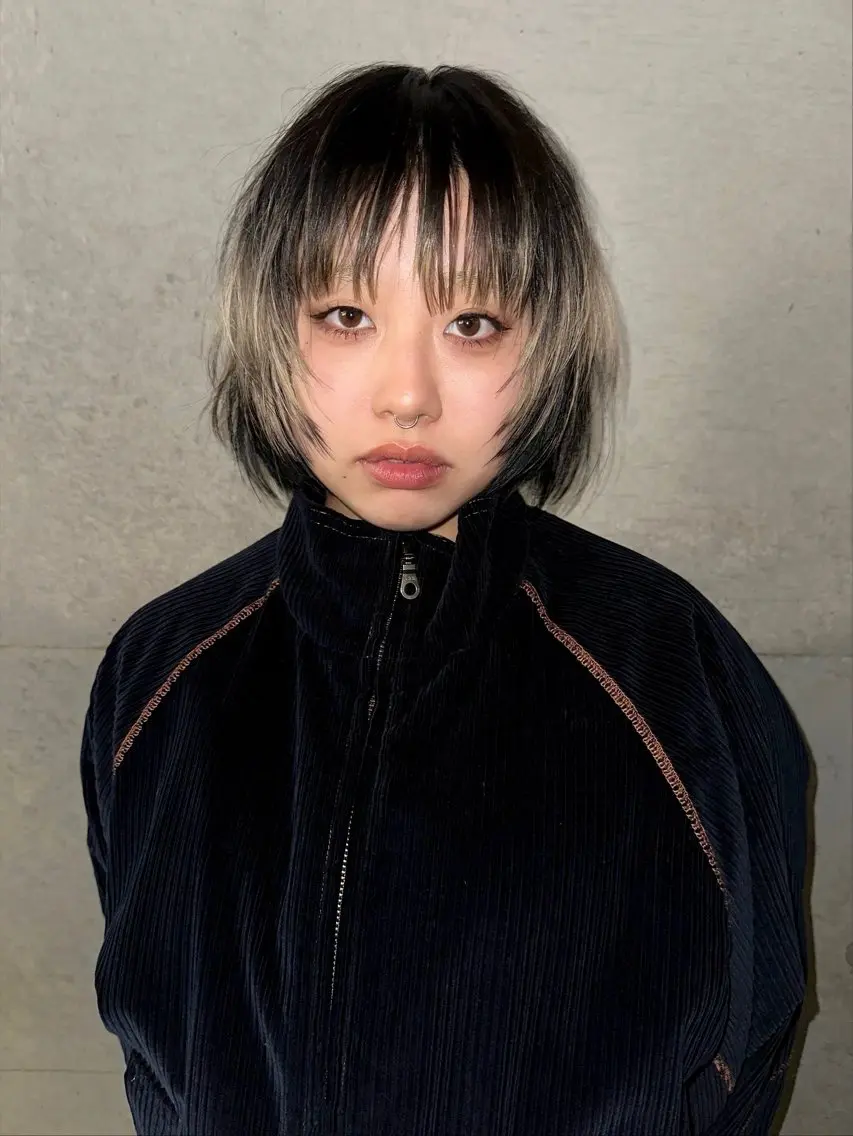 ショート カラー 黒髪 ブリーチ ブロンド デザインカラー ハイライトカラー ヘアカラー トリートメント デザインカラー特化 中谷蓮のヘアスタイル