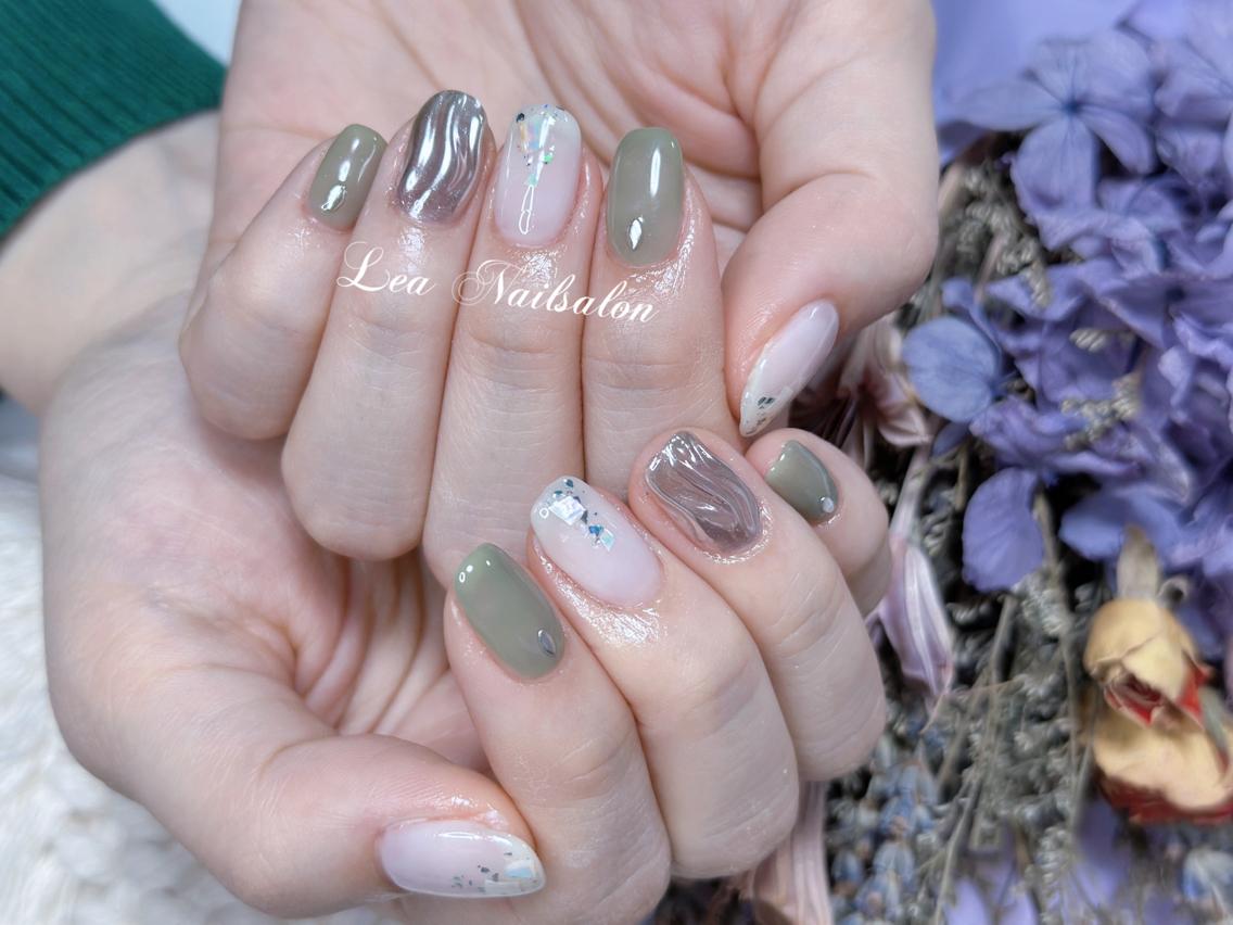 ショート カラー ネイル Le’a NailSalonのネイルデザイン