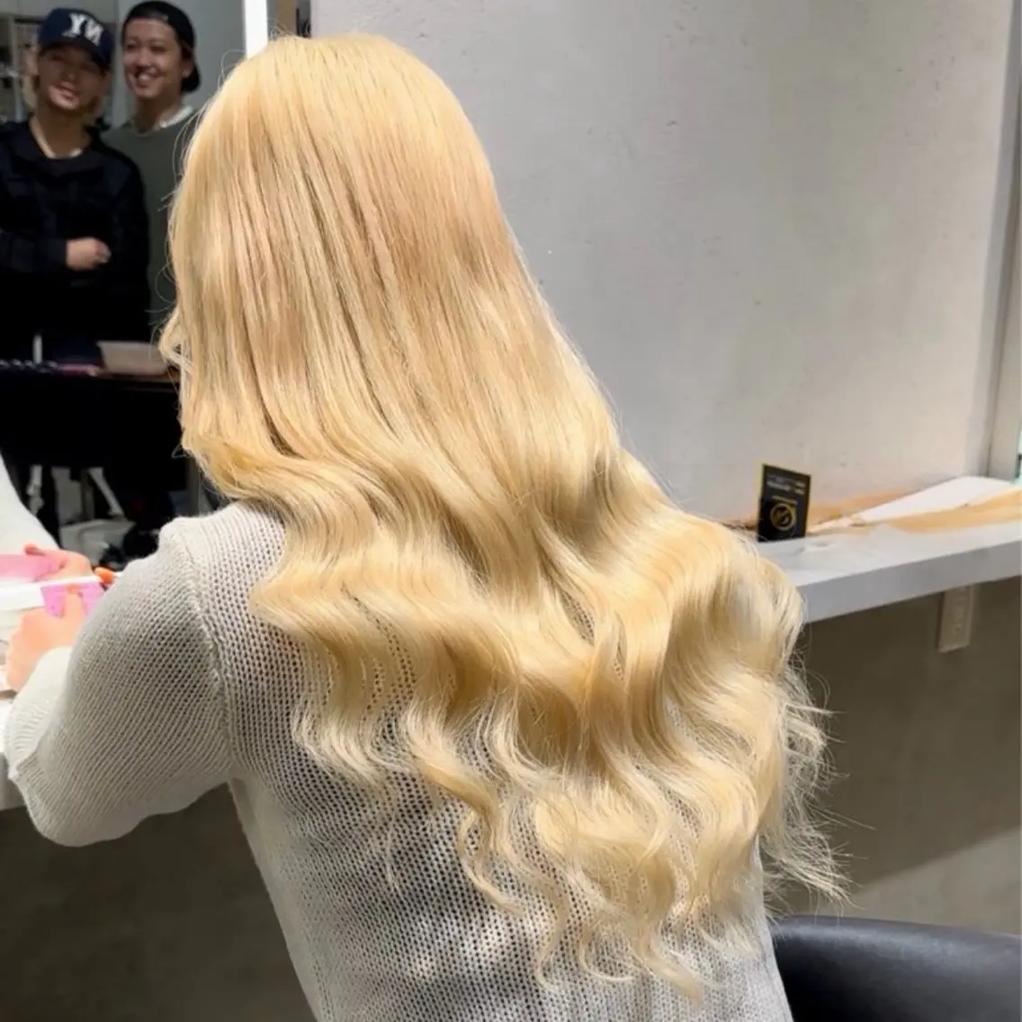 ロング カラー ミルクティーブラウン 名古屋/フウトのヘアスタイル