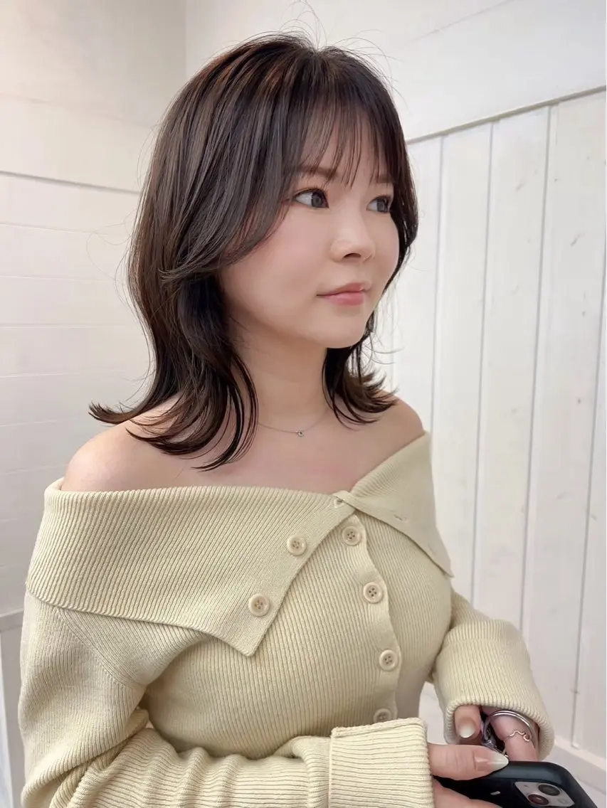 ミディアム カラー メンズ 透明感カラー 盛れる艶カラー× レイヤーカット/咲来のヘアスタイル