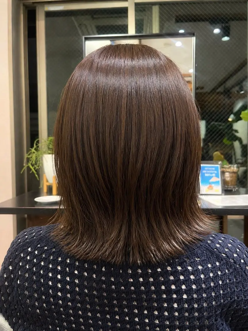 ミディアム レディースカット/ ヒグレアキコのヘアスタイル