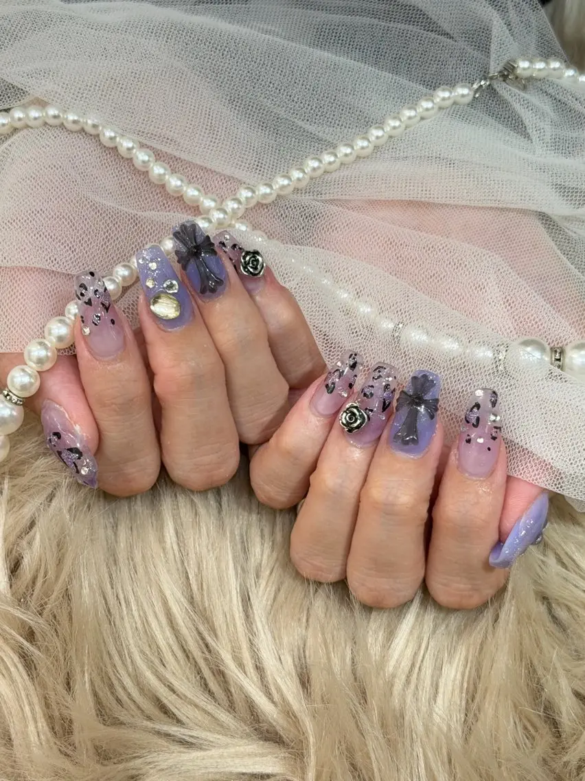 ネイル ハンドネイル ベスティオーラ aineのネイルデザイン