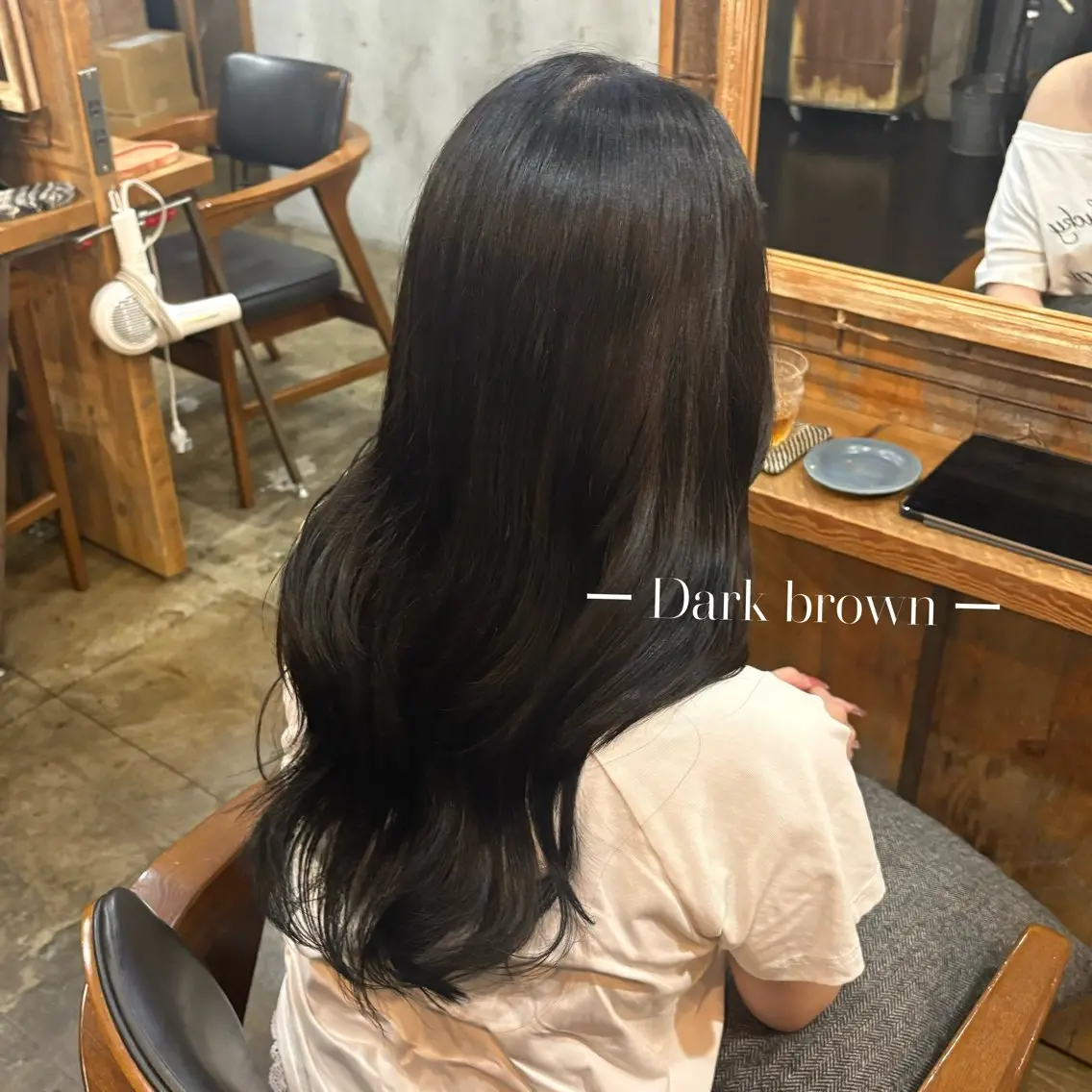 ロング カラー ブラウンカラー ダークブラウン ヘアカラー トリートメント Hina/カラー特化 /艶カラーのヘアスタイル