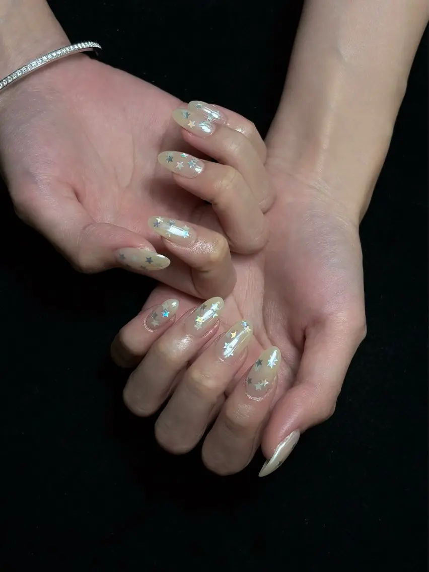 ネイル ハンドネイル ongles chicのネイルデザイン