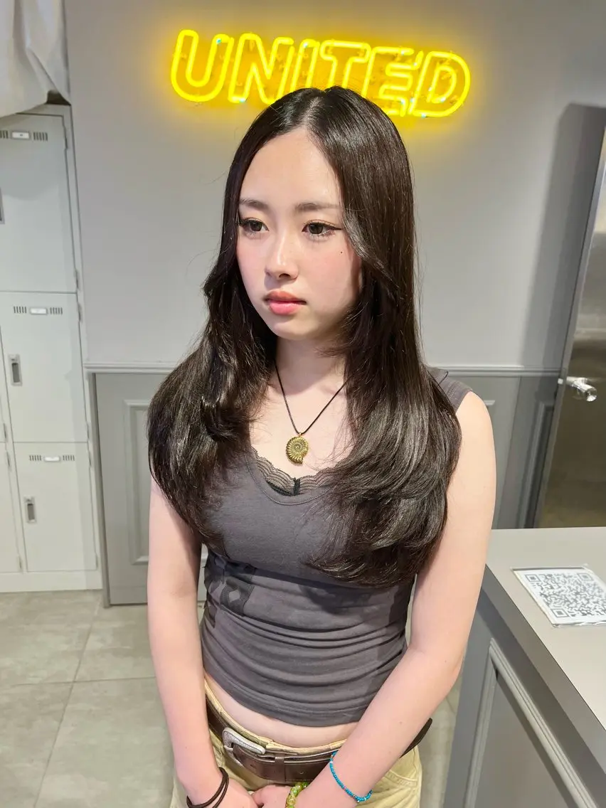 ロング カラー パーマ ヘアアレンジ メンズ キッズ 上品＆韓国風 🥀海心🥀のヘアスタイル