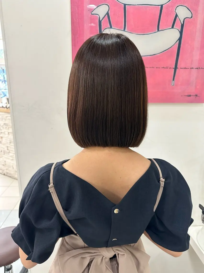 トリートメント 髪質改善/縮毛矯正 /レイヤーカット岡部のヘアスタイル