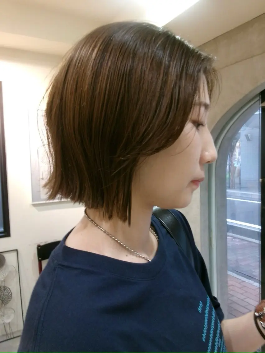ショート カラー 切りっぱなしボブ ブラウンカラー ヘーゼル ボブ くびれヘア カット ヘアカラー トリートメント imai（イマイ） /ボブ/パーマのヘアスタイル