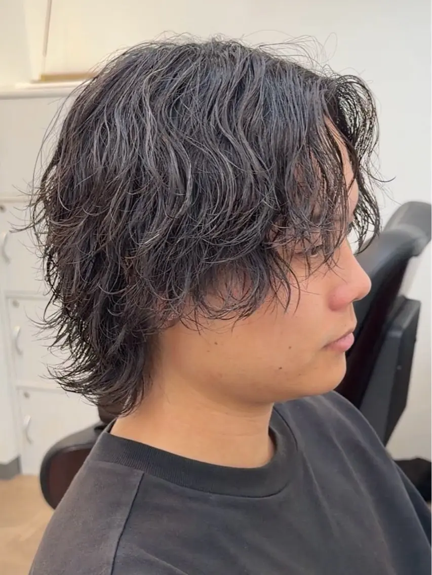 ミディアム パーマ メンズ カット パーマ トリートメント ヘアセット 新宿メンズ専門 メンズパーマ特化のヘアスタイル