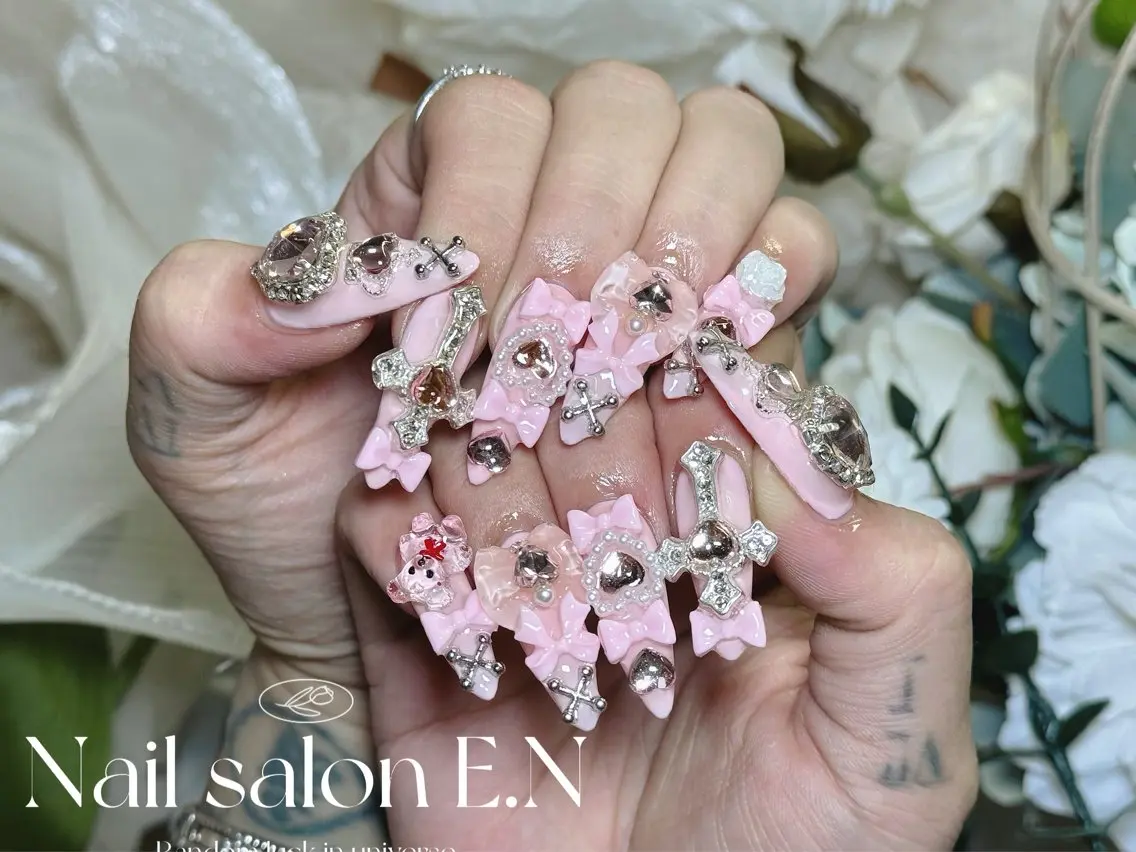 ネイル アートネイル オーロラネイル ブラウン クリアネイル フレンチネイル ハンドネイル E.N🦋 長さ出し/持ち込みのネイルデザイン