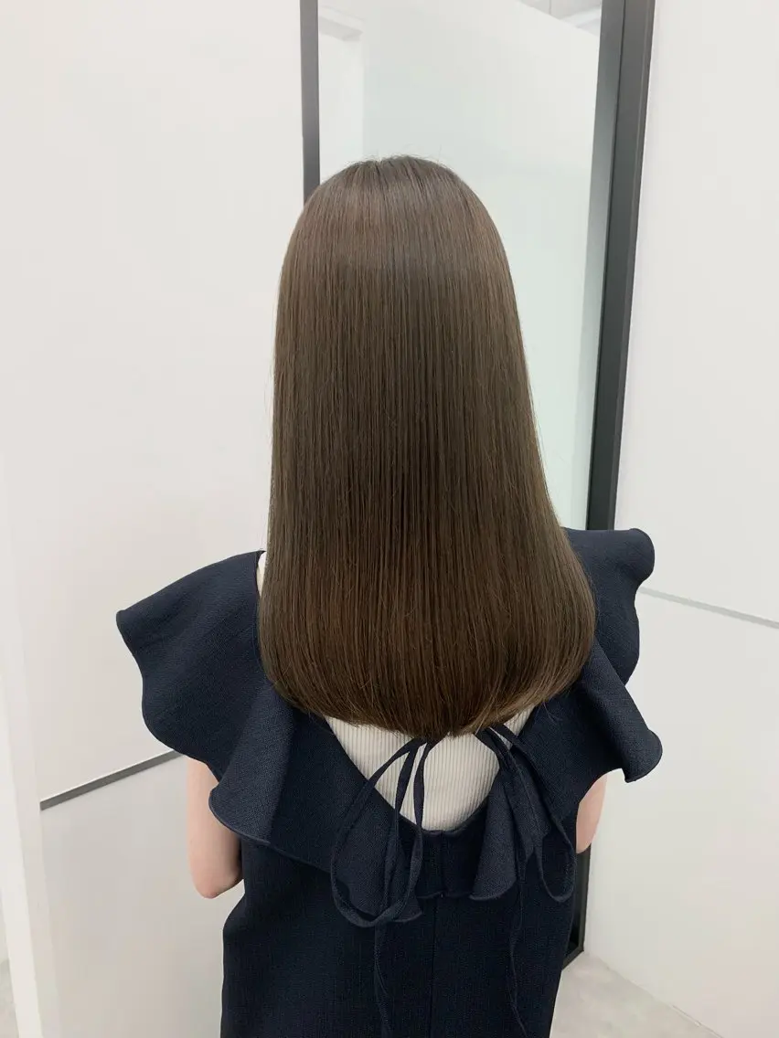 セミロング カラー グレージュ ヘアカラー ヘッドスパ 本格ヘッドスパ🌿 ×ヘア 佐藤のヘアスタイル