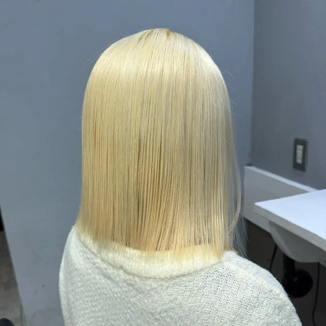 セミロング カラー ベージュカラー ブリーチ ブロンド デザインカラー グレージュ ヘアカラー トリートメント 天神/ケアブリーチ/ 髪質改善/上質艶髪のヘアスタイル