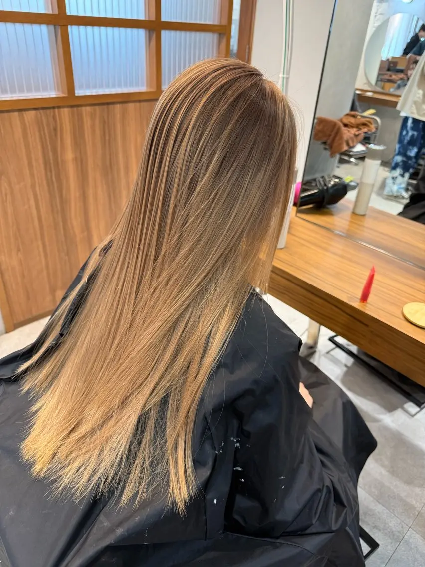 ロング カラー 外国人風カラー 岡本 太陽☀️のヘアスタイル