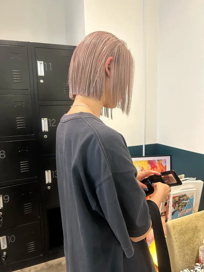 ショート カラー グレージュ ボブ カット ヘアカラー カラーリスト菅野 竜矢🌈のヘアスタイル