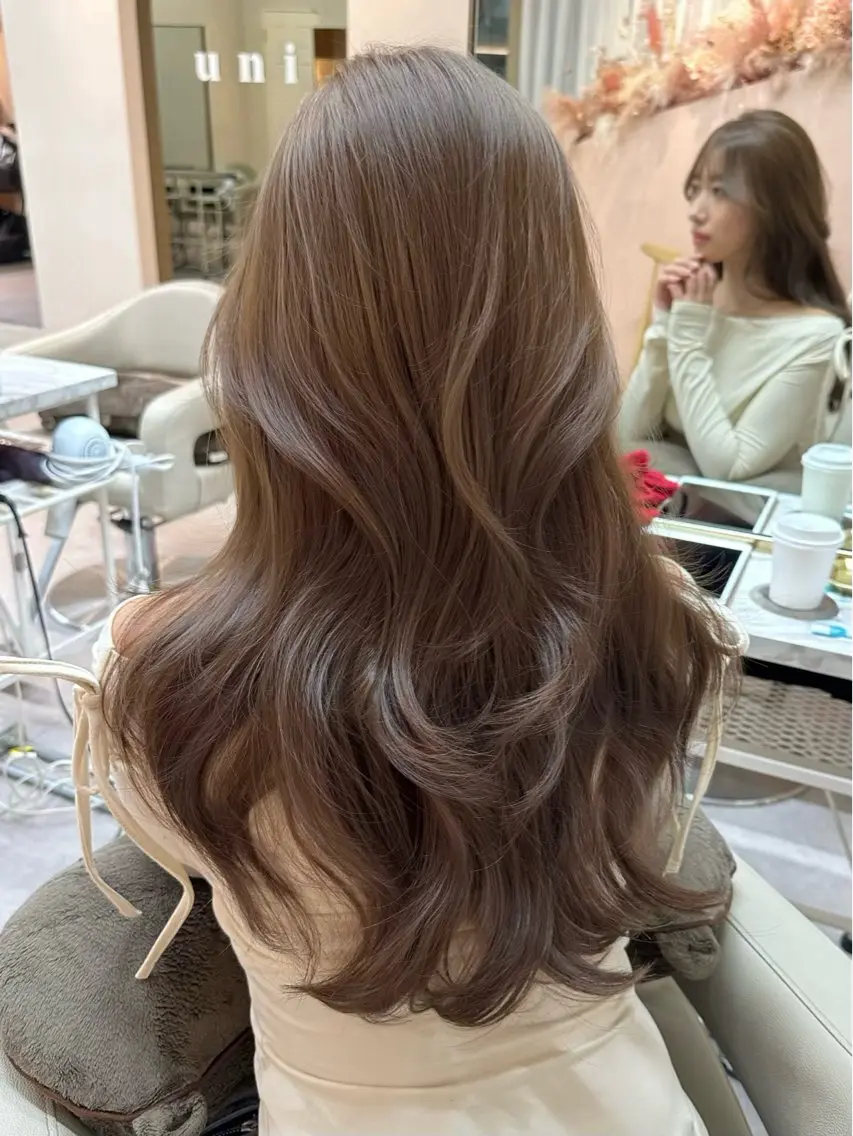 ロング カラー レイヤーカット 韓国ヘア🦢🖤 Sayumiのヘアスタイル