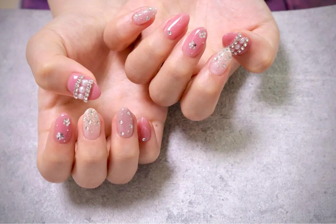 ネイル オーロラネイル カジュアル フラッシュネイル ジェルネイル ラメ(グリッター) ハンドネイル MH Nailのネイルデザイン