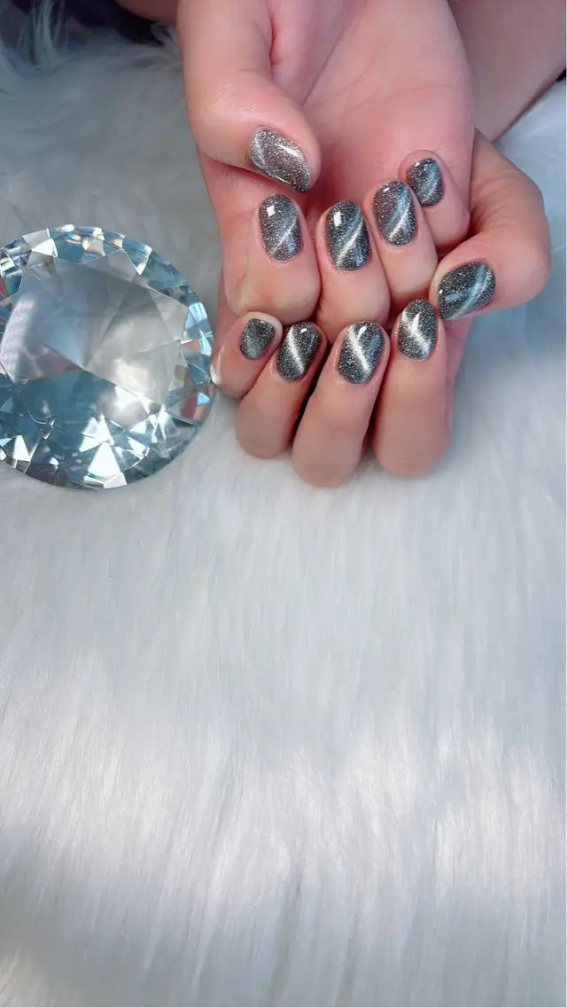 ネイル ジェルネイル マグネットネイル ハンドネイル Kayo 💅のネイルデザイン