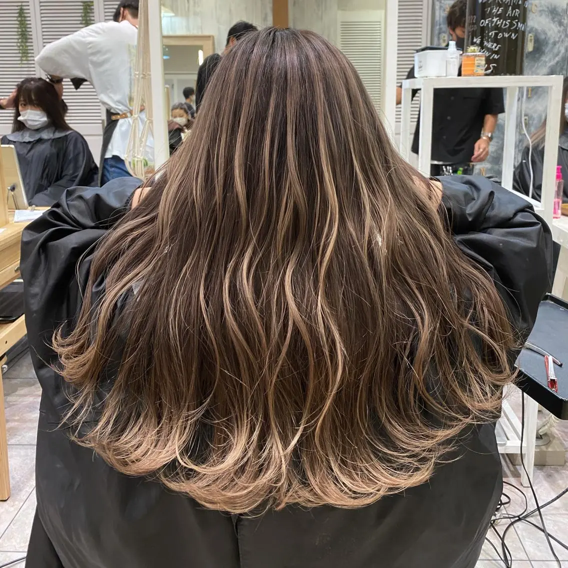 ロング カラー バレイヤージュ レイヤーカット 🌈透明感カラー ✨松田龍也🌈のヘアスタイル