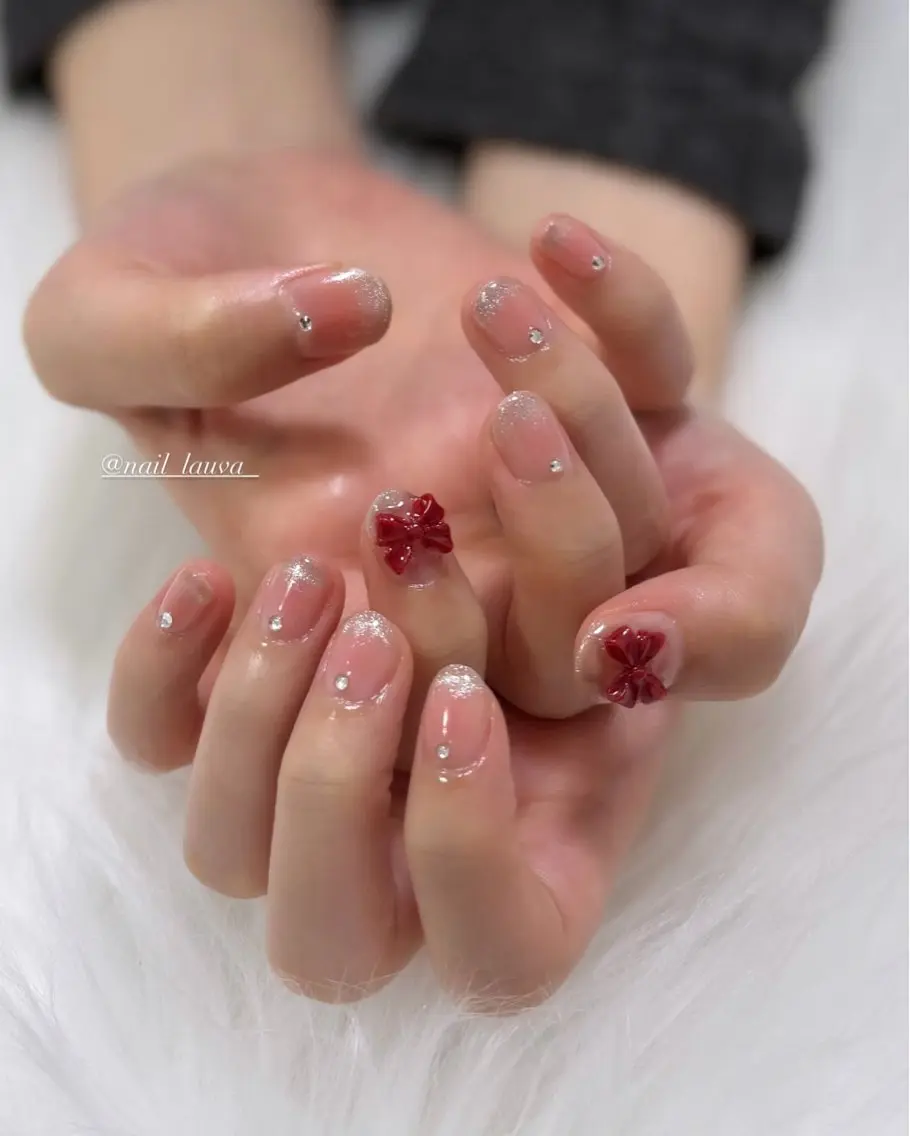ネイル チークネイル ハンドネイル nailsalon lauvaのネイルデザイン