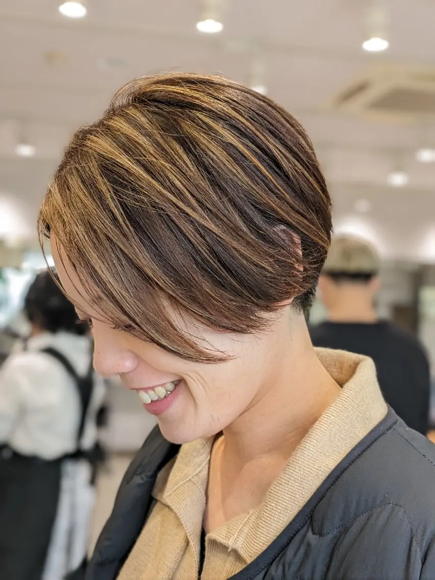 ショート カラー ハイライトカラー ハイライト ショートヘア 浅野 翔馬のヘアスタイル