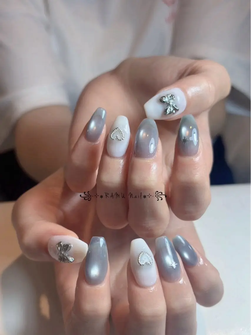 ネイル キラキラネイル マグネットネイル ミラーネイル ピンク 夏ネイル ハンドネイル RAMU Nail 恵比寿店のネイルデザイン