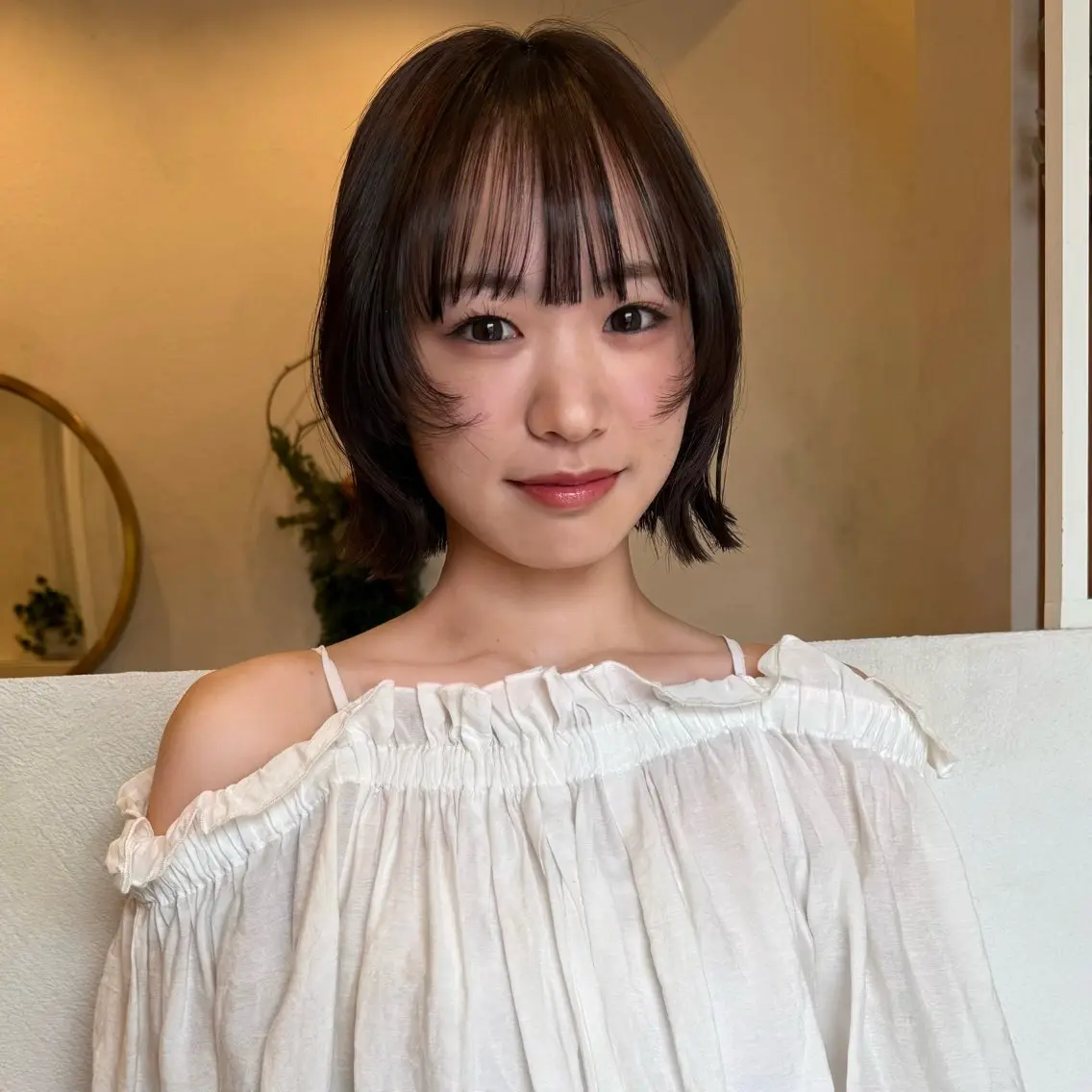 ️⭕️全員利用可️⭕️✨️before、afterの顔写真をSNSにアップOKな方限定✨️【カラー】+【ポイントメイク】の写真