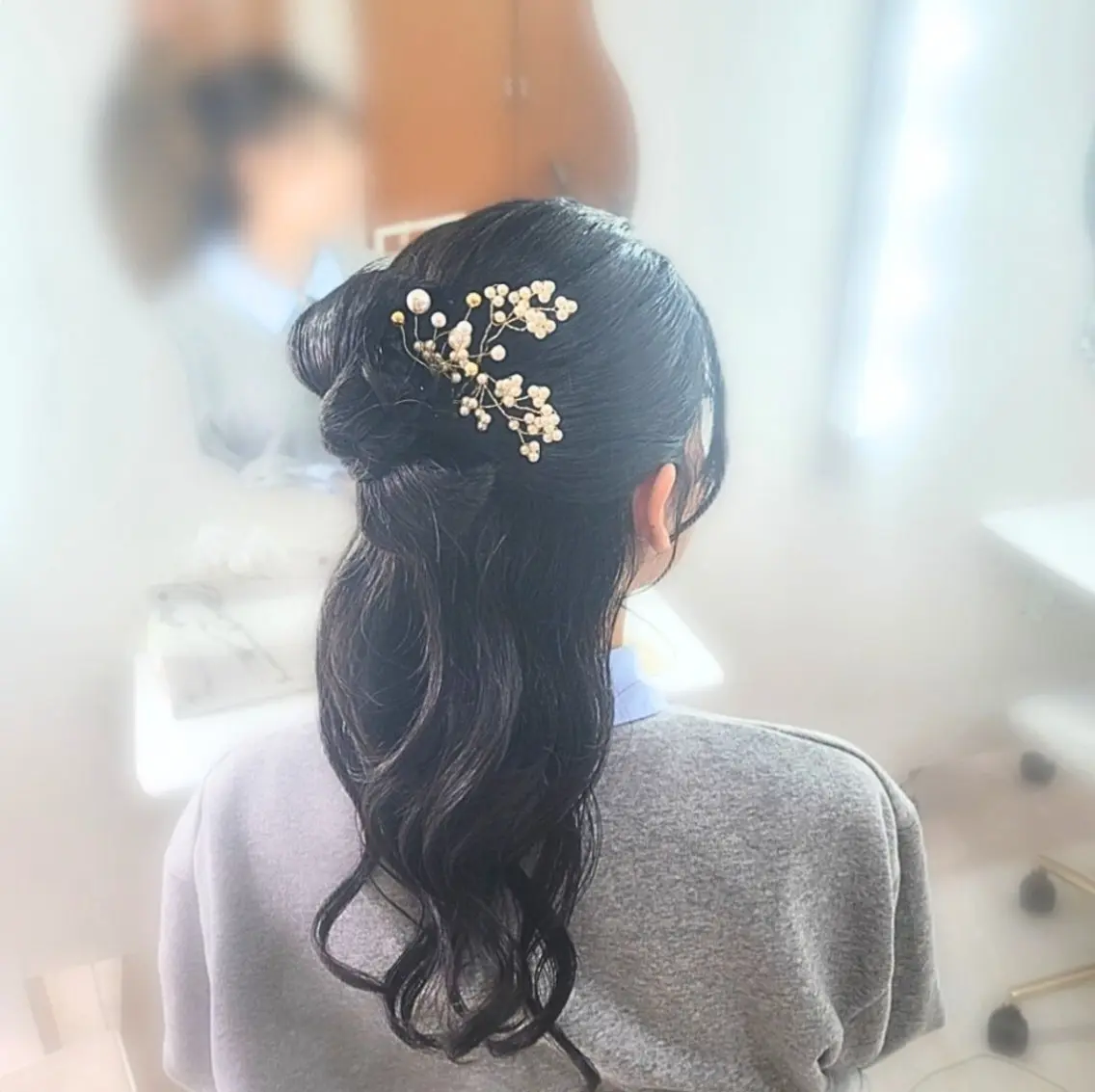 セミロング ヘアアレンジ ハーフアップ ヘアセット ヘアセットサロン 渥美寿美翔のヘアスタイル