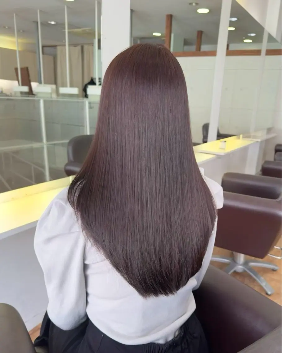 ロング 四方田 皐希のヘアスタイル
