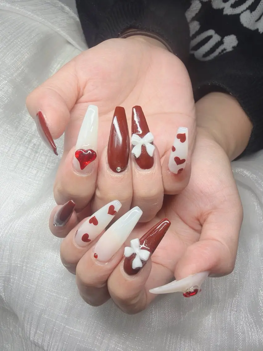 ネイル ハンドネイル Lee Nailsのネイルデザイン
