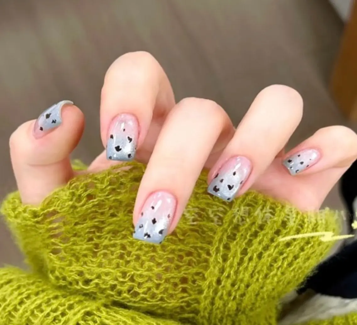 ネイル ハンドネイル H3 Nail Tsuki🦋💙のネイルデザイン
