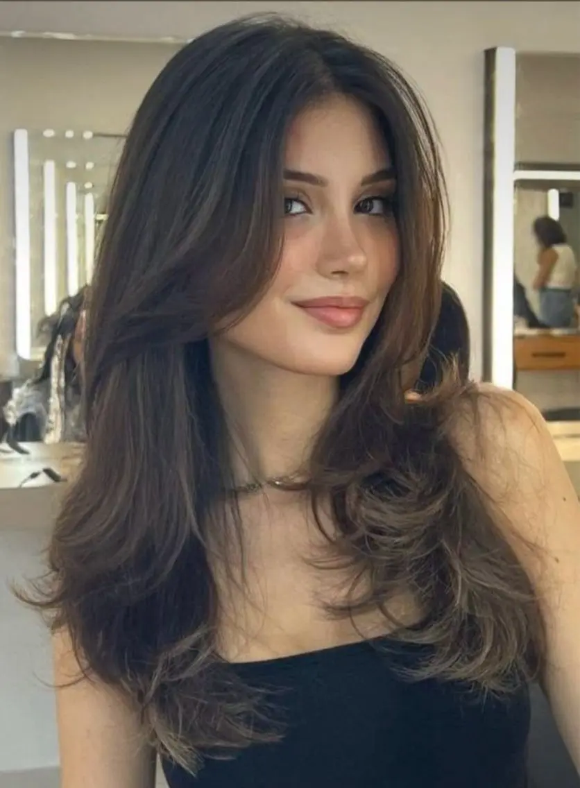 ロング 海外レイヤー鯉渕 【海外風メンズも◎】のヘアスタイル