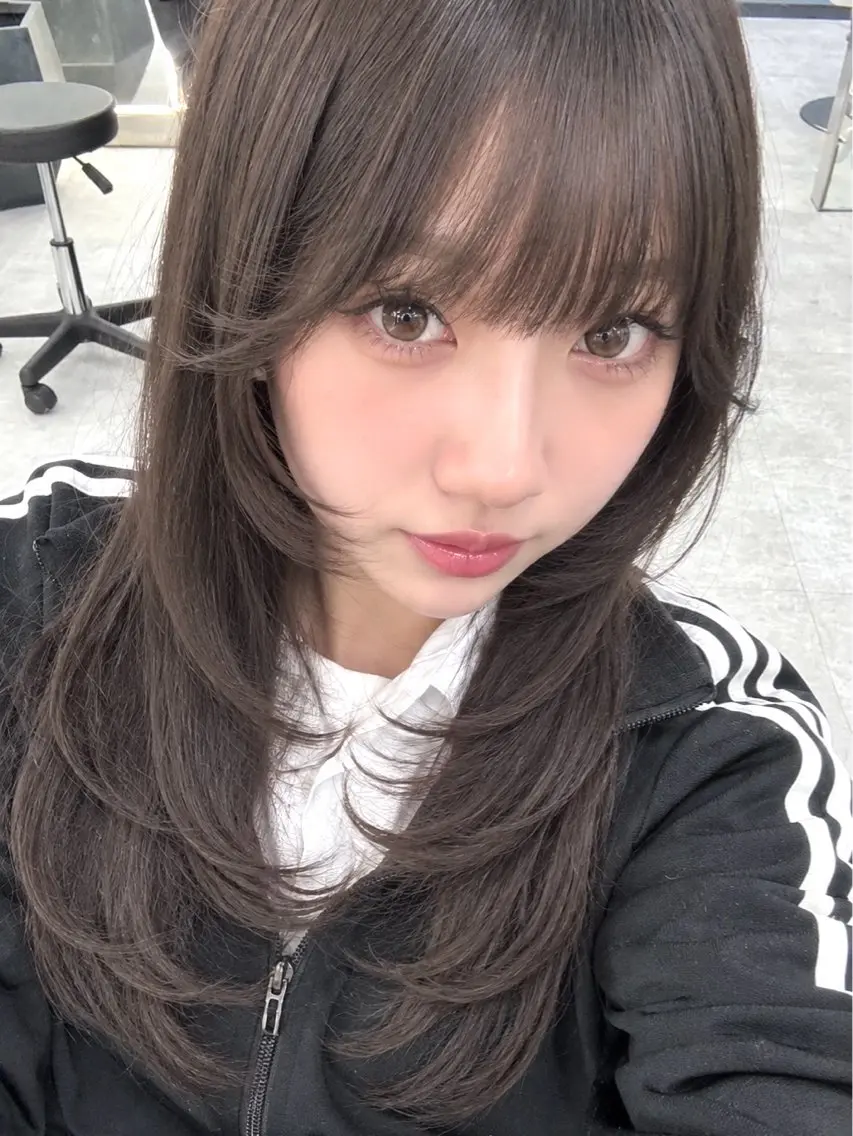 ロング 藤沢　Brown 田中真樹のヘアスタイル