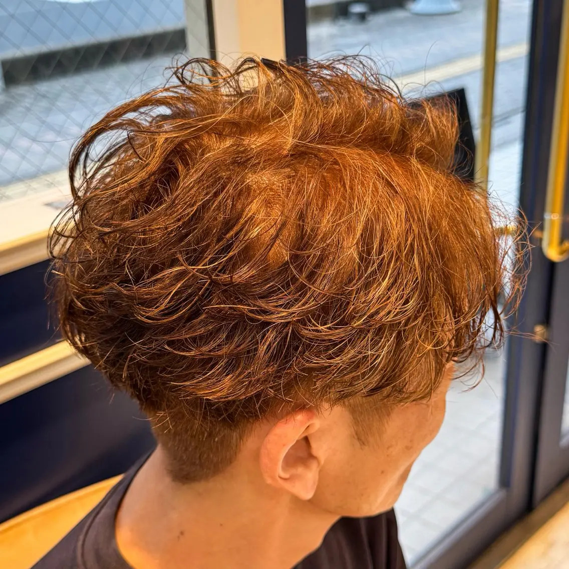 ショート カラー パーマ メンズ メンズハイライト ハイライトカラー ハイライト カット ヘアカラー 吉田 新平のヘアスタイル