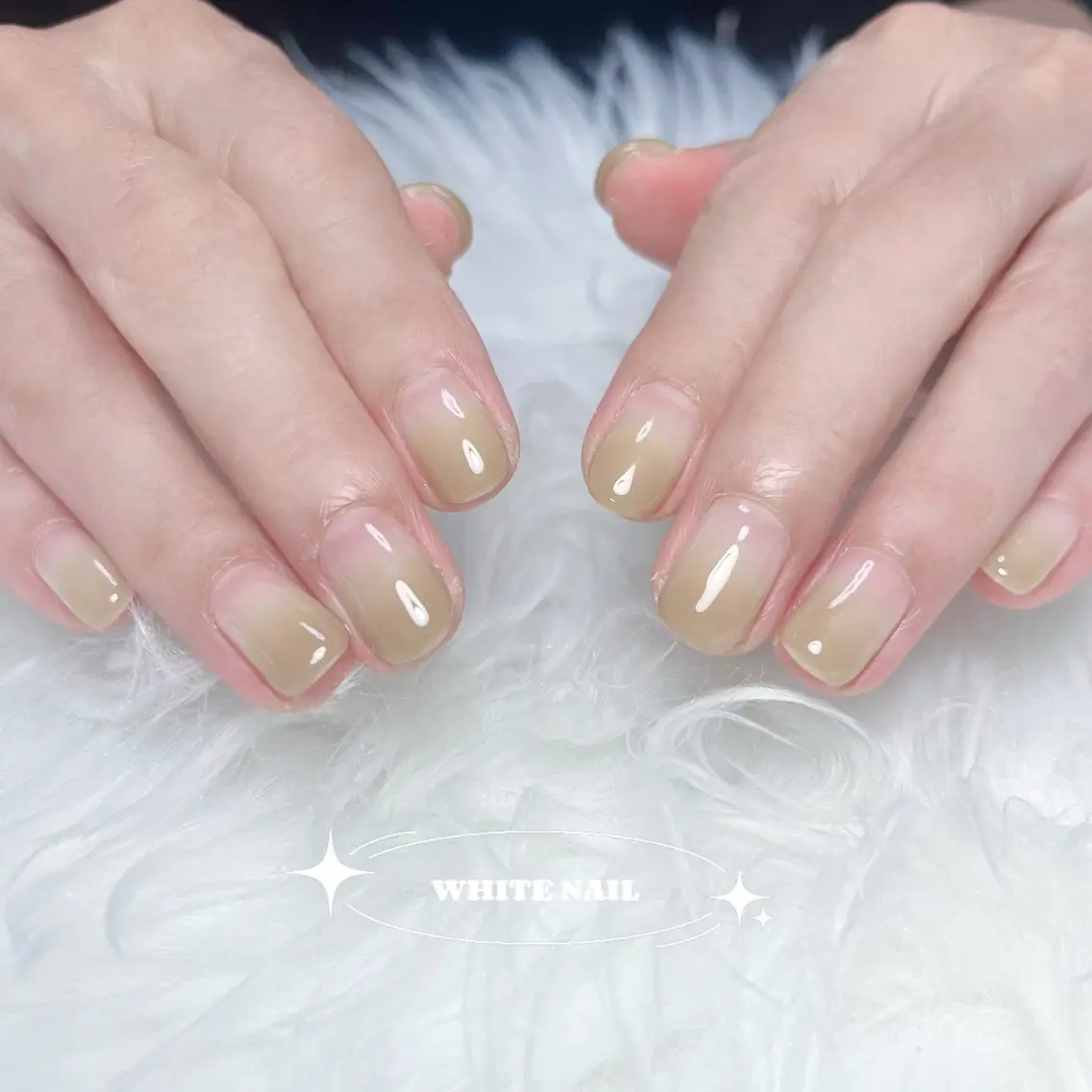 《オフあり》 透明感あるグラデーションネイル💅  透け感がかわいいカラグラ💞 韓国ブランド『VALLAジェル』の写真