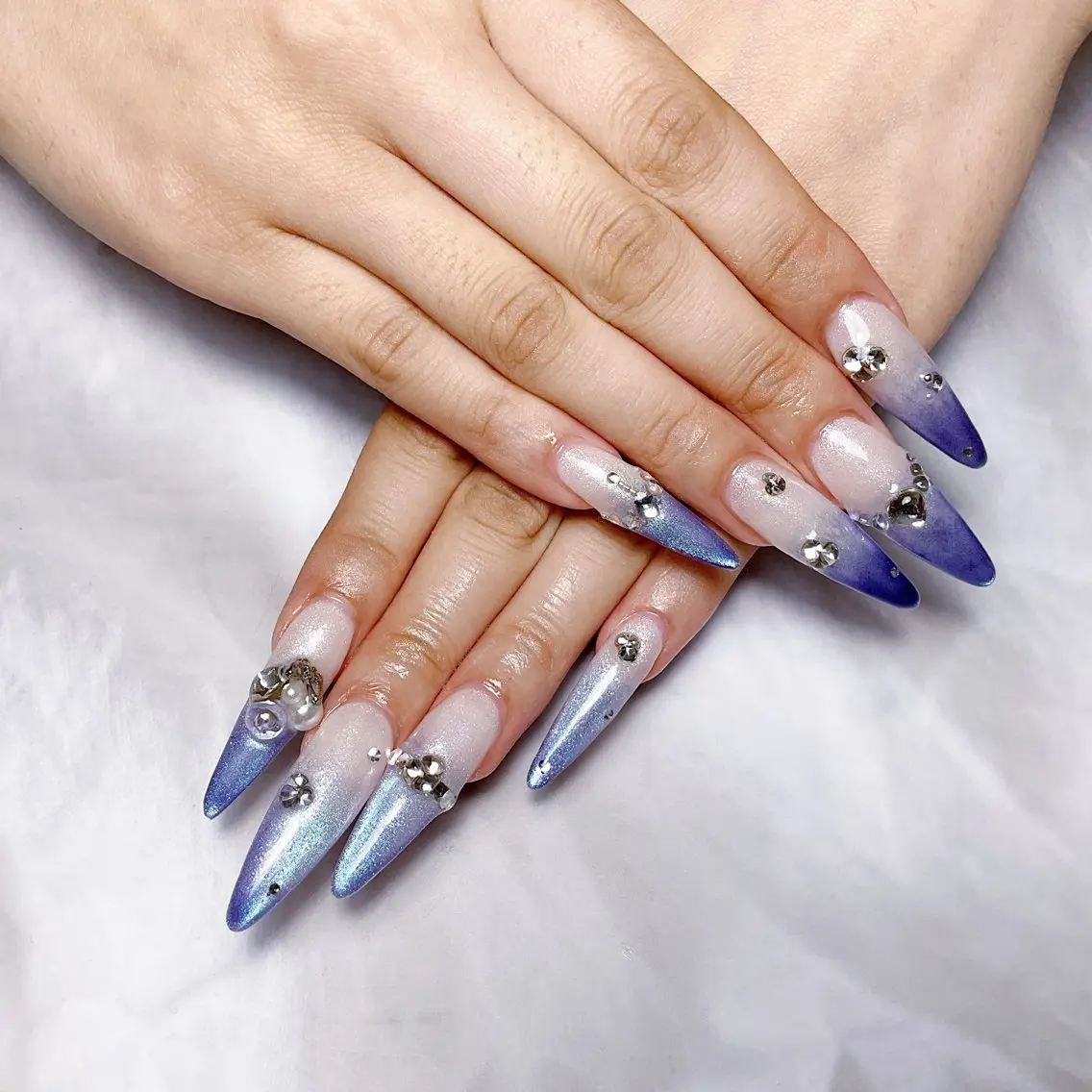 ネイル ハンドネイル 🍭Yun nail hyejin🌸のネイルデザイン