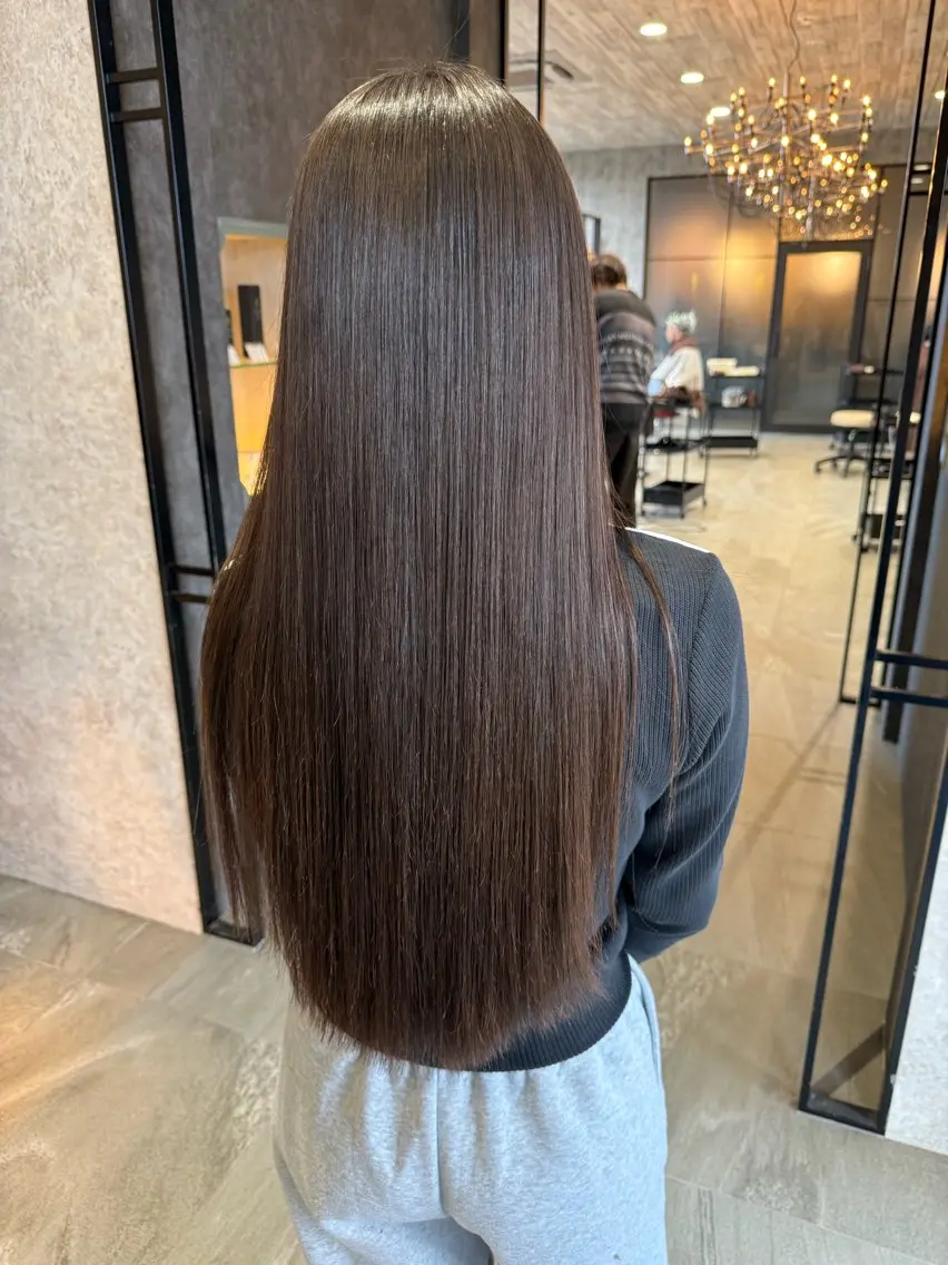 ロング カット ヘアカラー トリートメント earth尾形美穂 🫧髪質改善縮毛🫧のヘアスタイル