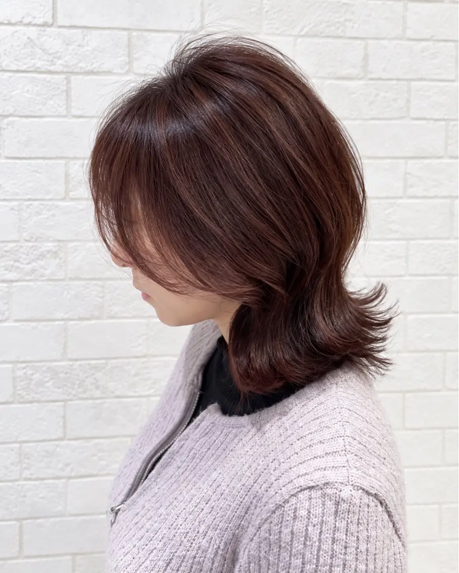 ミディアム カラー ヘアアレンジ ミディアムレイヤー レイヤーカット 外ハネヘア カット ヘアカラー トリートメント ヘアセット 【白髪ぼかしの匠】 【ショートの極】平野のヘアスタイル