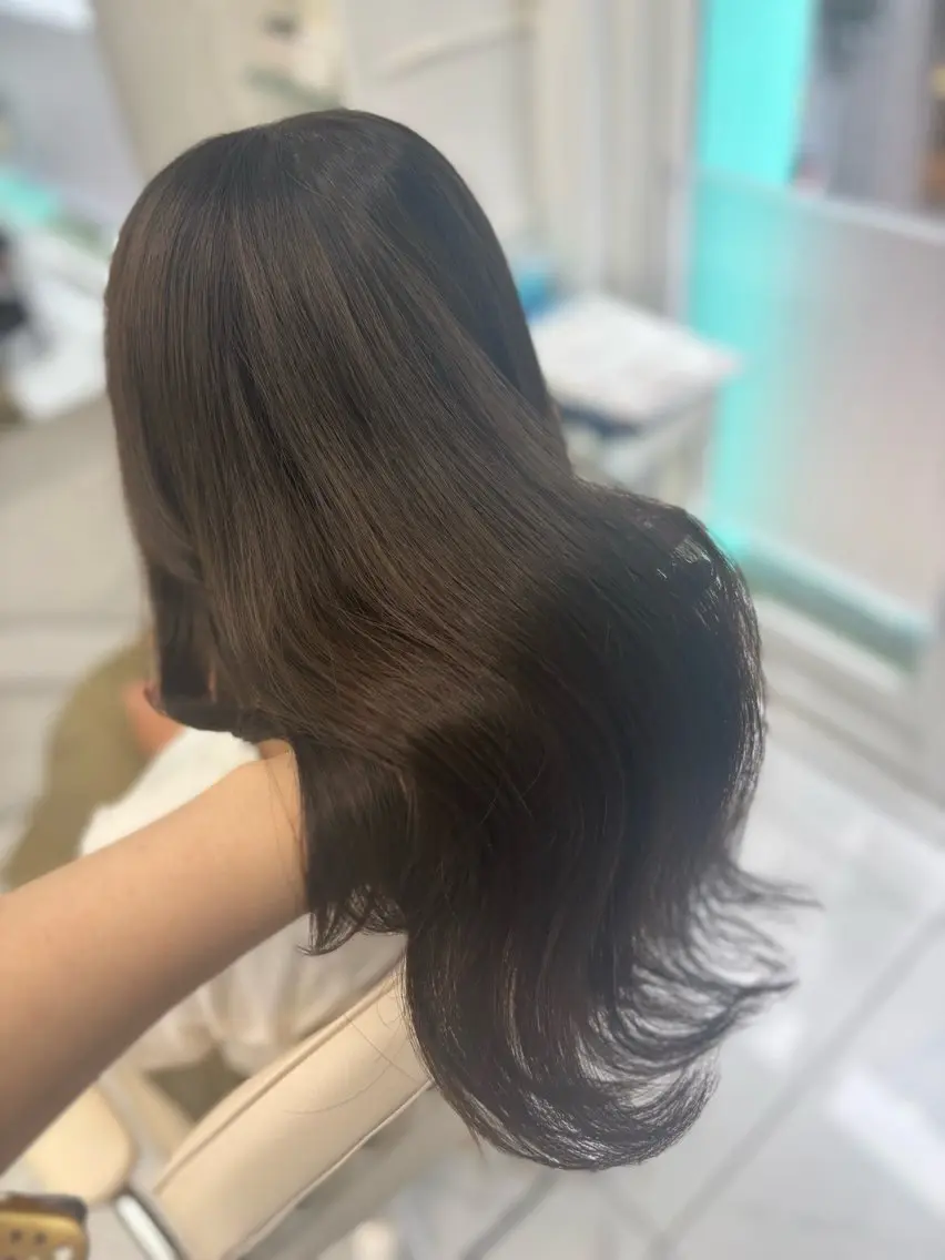 ロング カット ヘアカラー 透明感ツヤカラー/ 縮毛矯正/静岡のヘアスタイル