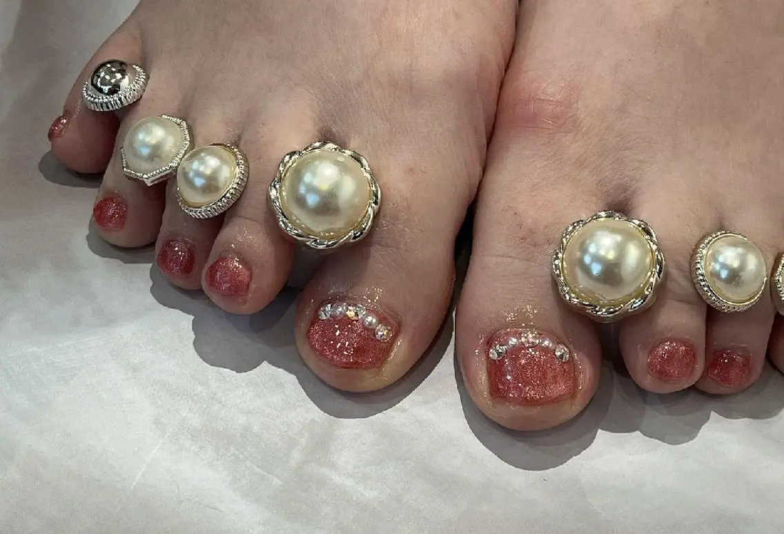 ネイル フットネイル felicita fumi🩷のネイルデザイン