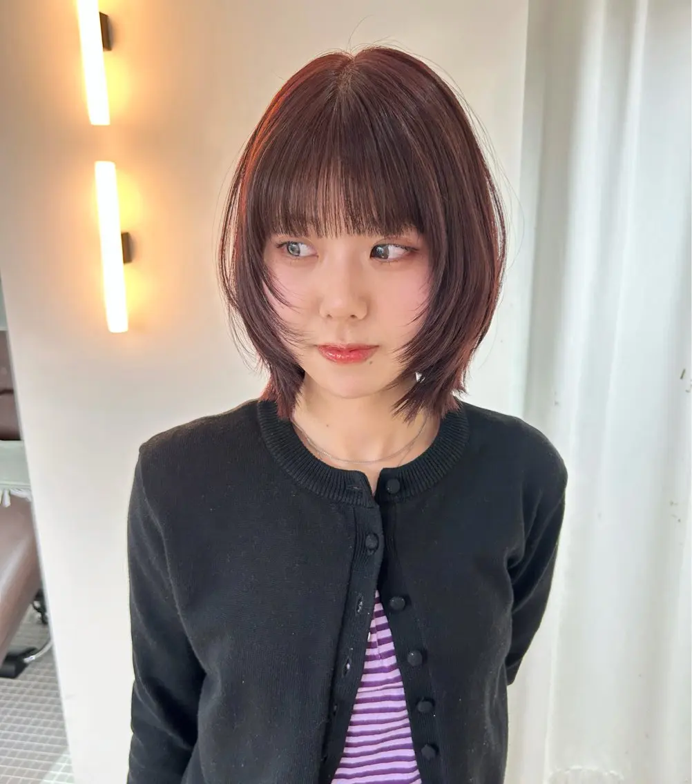 ミディアム ボブ 顔周りカット 伸ばしかけ レイヤーカット れんか/ボブ/レイヤ ー/ベージュ/艶髪のヘアスタイル